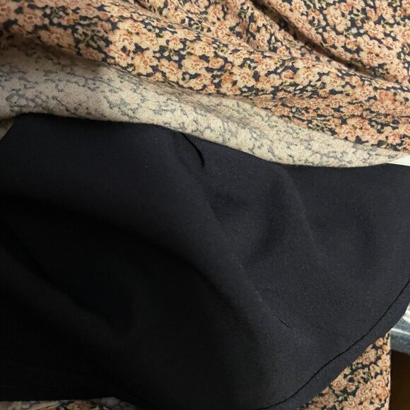 American Eagle High-Waisted Floral Slit Lined Mini Skirt Sz Small Feminine Cute - Picture 5 of 10